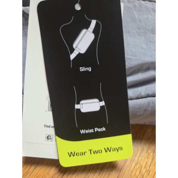 Athletic Works Women's Fanny/Hip/Sling Pack New with Tags Blue - Picture 3 of 7